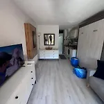 St Clair Avec Terrasse Saint Clair, A Deux Pas De La De St Clair, Au Calme, Equipe, Clim, Wifi Fibre, Tv Connectee, Lave Linge, Lave Vaisselle, Place De Parking Et Plus, Serviettes Et Draps Fournis 勒拉旺杜